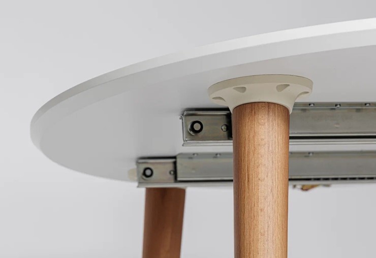 Обеденный круглый раздвижной стол Белая Эмаль д. 100 см МДФ ножки светлый орех в Ярославле - изображение 3