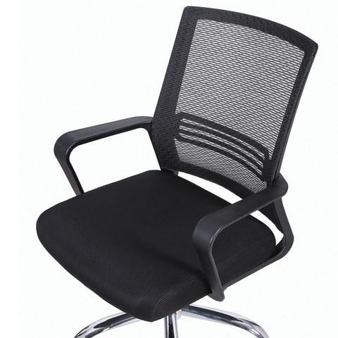 Офисное кресло Brabix Daily MG-317 (с подлокотниками, хром, черное) 531833 в Рыбинске - изображение 5